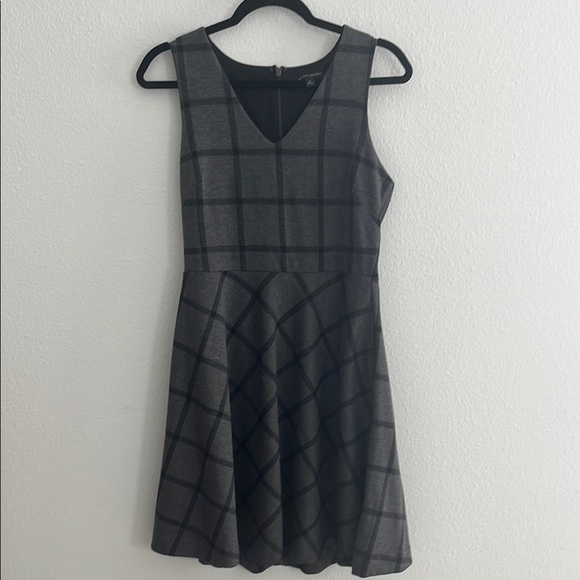 Banana Republic Windowpane Plaid Skater Dress – Size 6 – Preppy Academia Style - Picture 2 of 8